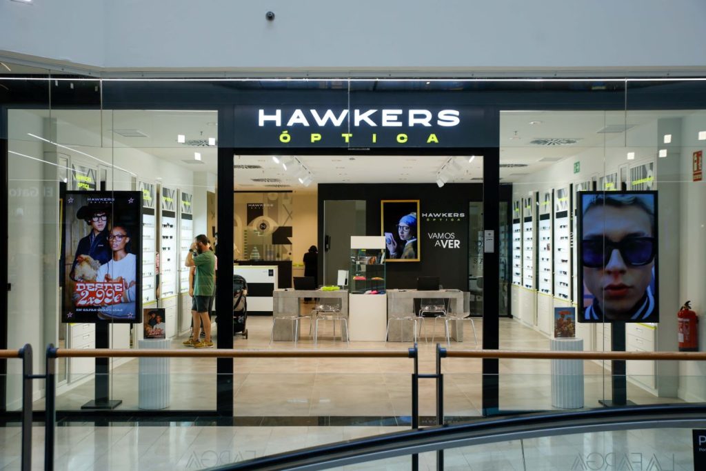 Hawkers1[87670]